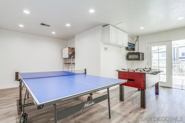 5450 Kiowa Dr, La Mesa CA: https://media.crmls.org/mediaz/e68238b3-1677-456b-9e1e-6629665a5493.jpg