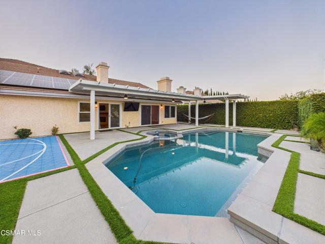 29650 Kimberly Drive, Agoura Hills CA: https://media.crmls.org/mediaz/e68306bb-176b-4ab1-b97b-f6233fceb664.jpg