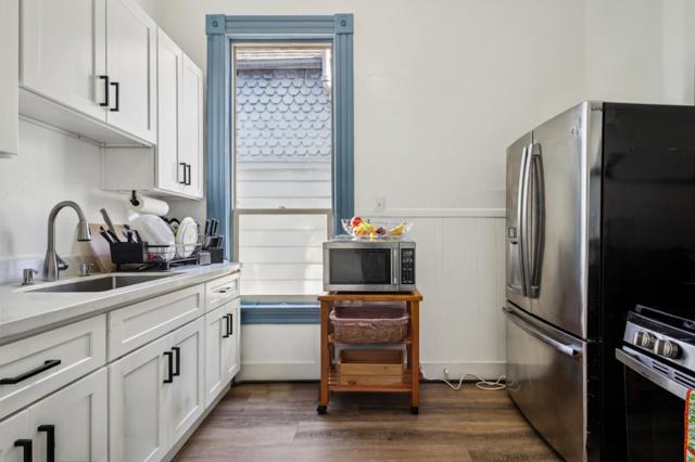 592 22nd Street, Oakland CA: https://media.crmls.org/mediaz/e683ee7c-4b07-4e18-a565-244f5b97dad2.jpg
