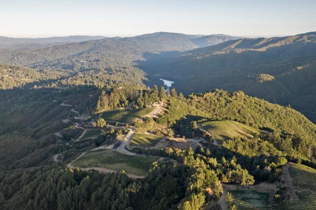 25200 Loma Prieta Avenue, Los Gatos CA: https://media.crmls.org/mediaz/e6840e2e-9a6c-4375-9013-42df22f4c957.jpg