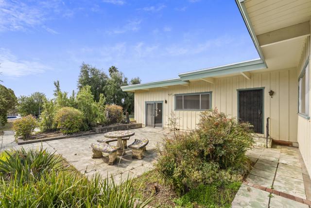 Detail Gallery Image 2 of 57 For 10850 2nd St, Santee,  CA 92071 - 3 Beds | 2 Baths