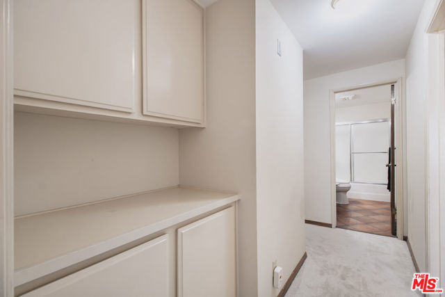 8180 Manitoba Street, Playa del Rey CA: https://media.crmls.org/mediaz/e68536bc-3ca1-49bb-814f-f82be7e8be0a.jpg