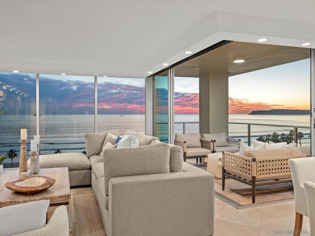 1810 Avenida Del Mundo, Coronado CA: https://media.crmls.org/mediaz/e6854265-16d4-4499-bf7c-f0378230923d.jpg