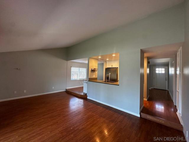 10017 Woodrose Ave, Santee CA: https://media.crmls.org/mediaz/e68596fe-a9ca-47c8-9ad6-47569d7d8bd6.jpg