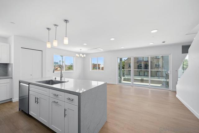 4004 Ohio st #4, San Diego CA: https://media.crmls.org/mediaz/e6863691-9518-4491-a74f-210eb1e439e9.jpg