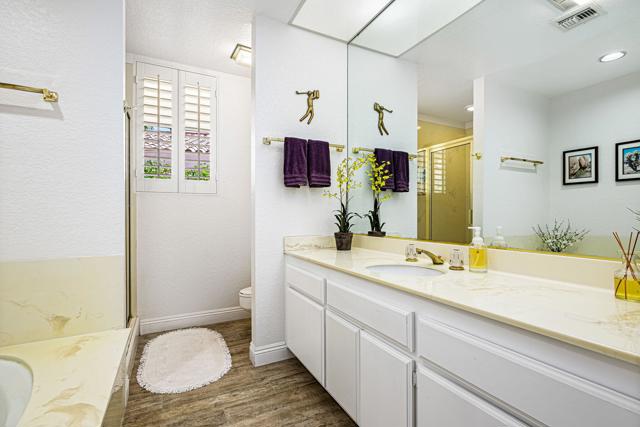 78038 Calle Norte, La Quinta CA: https://media.crmls.org/mediaz/e68705e4-3e8c-4cc1-8bfb-9771a14137b0.jpg