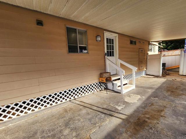 Detail Gallery Image 3 of 28 For 3909 Reche Rd #52,  Fallbrook,  CA 92028 - 2 Beds | 1/1 Baths