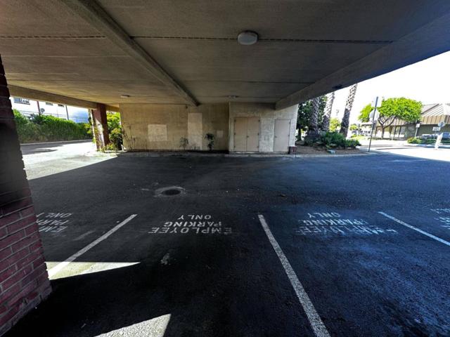 Image 3 of 24 For 998 El Camino Real