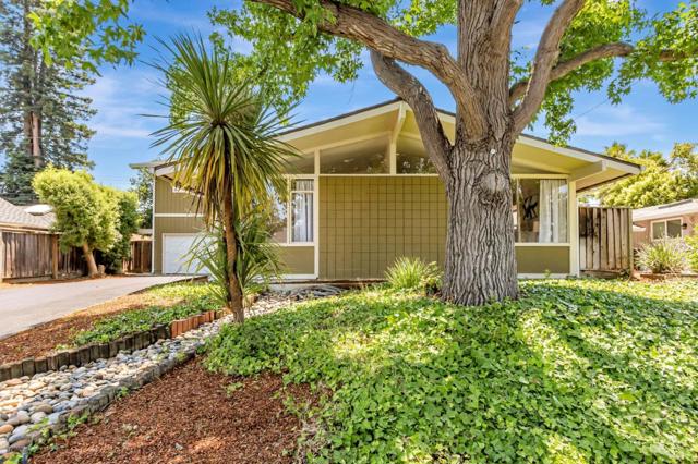 3846 Shasta Drive, Santa Clara CA: https://media.crmls.org/mediaz/e6888c43-160b-4745-b423-e88d08165cf1.jpg