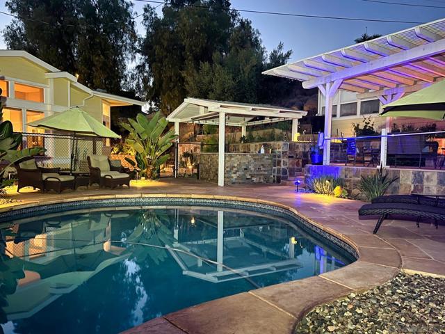 10505 Valle Vista Rd, Lakeside CA: https://media.crmls.org/mediaz/e688aa87-fa41-4d3d-90d4-11e417742811.jpg