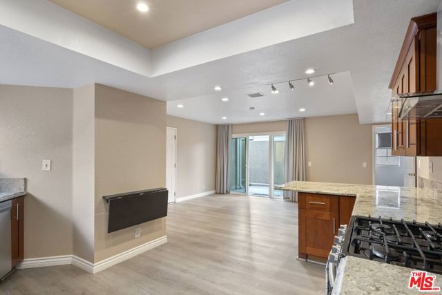 2210 Graham Avenue, Redondo Beach CA: https://media.crmls.org/mediaz/e689dc86-9968-422b-96c9-96c513875e1b.jpg