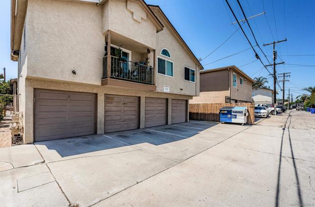4353 Felton St, San Diego CA: https://media.crmls.org/mediaz/e68a9e9f-0365-46a7-a045-c4fc5b8eb54e.jpg