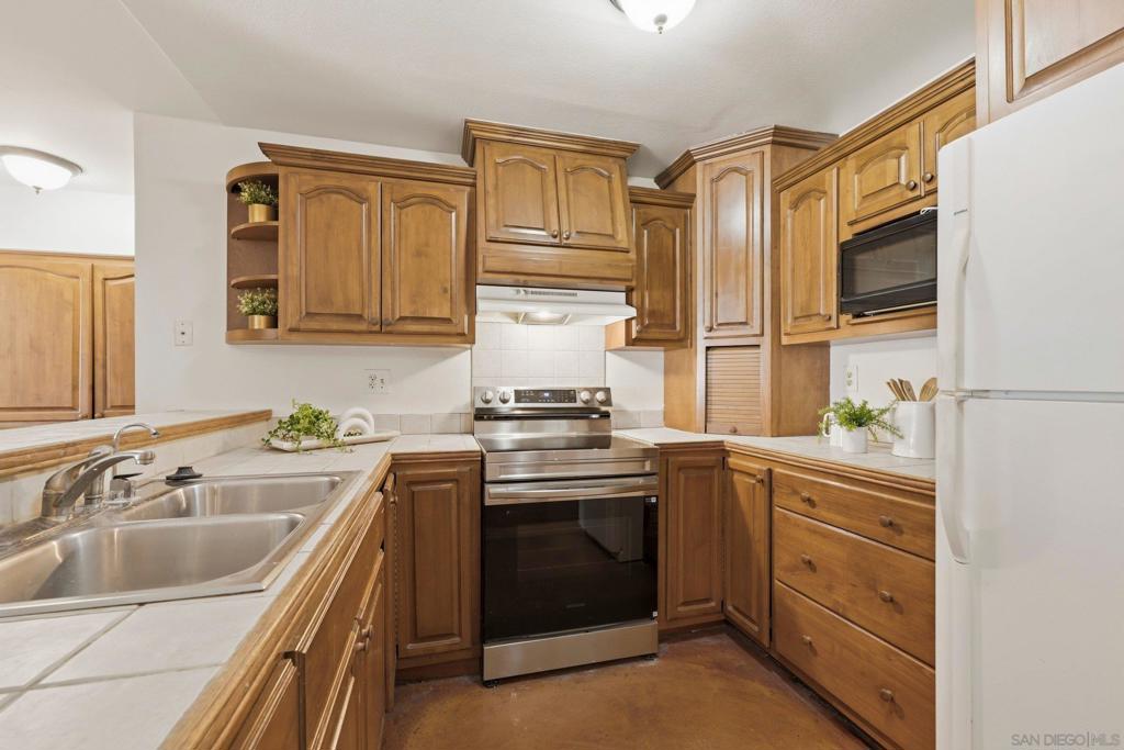 6131 Rancho Mission - photo 5