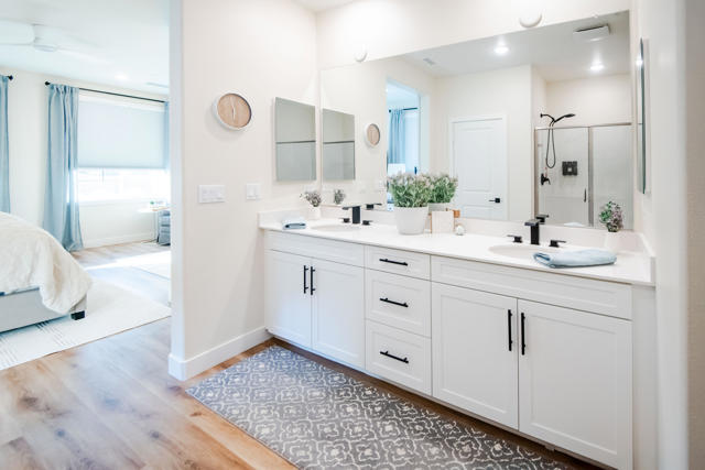 42695 Torno Place, Indio CA: https://media.crmls.org/mediaz/e68c88d5-a2a2-42f2-ac87-d8b4be448bb2.jpg