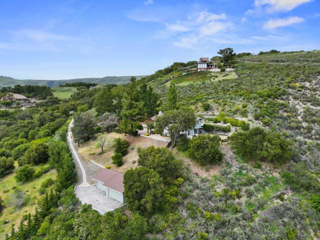 31475 Via Las Rosas, Carmel Valley CA: https://media.crmls.org/mediaz/e68c9020-5027-41f9-bec1-31953a5b228d.jpg