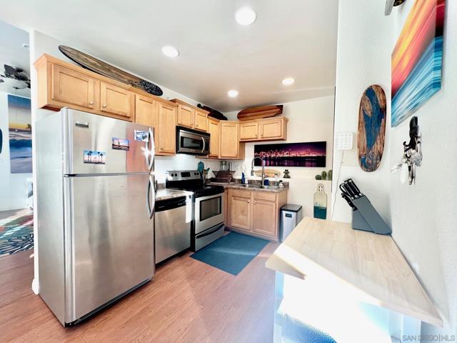 126 Elder, Imperial Beach CA: https://media.crmls.org/mediaz/e68cae2d-3fb1-4924-9df3-6a565c47054f.jpg