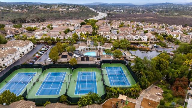 Image 21 of 27 For 18577 Caminito Pasadero  415