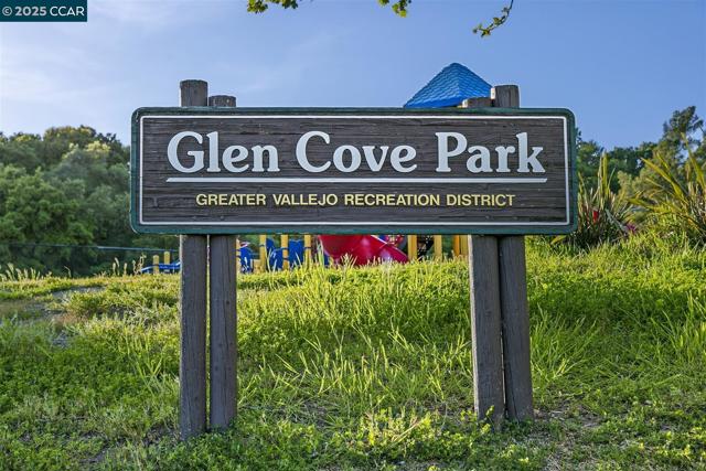 939 Ohio St, Vallejo CA: https://media.crmls.org/mediaz/e68df571-069a-4318-9beb-6f34df48c815.jpg