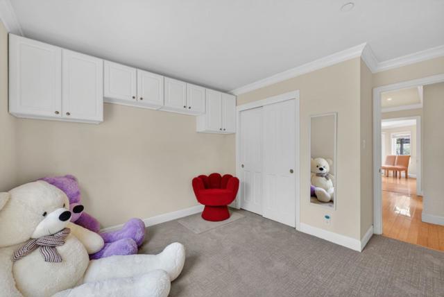 746 Jacaranda Circle, Hillsborough CA: https://media.crmls.org/mediaz/e68f30cc-84c4-474b-91fd-e47b8eee607f.jpg