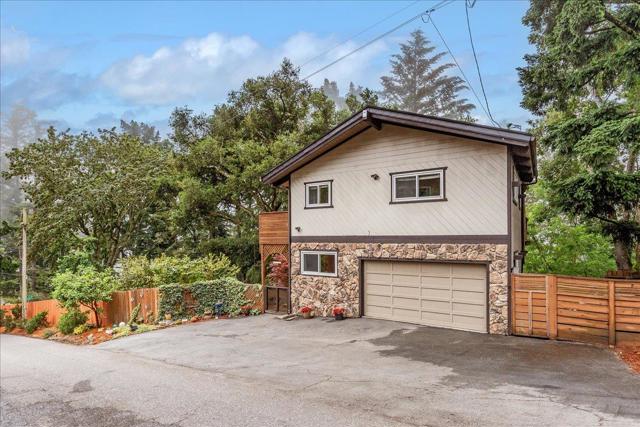21721 Summit Road, Los Gatos CA: https://media.crmls.org/mediaz/e68f8491-630e-4404-aa02-942e6a79ce82.jpg