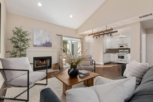 Detail Gallery Image 6 of 38 For 6204 Corte Antigua, Camarillo,  CA 93012 - 2 Beds | 2/1 Baths