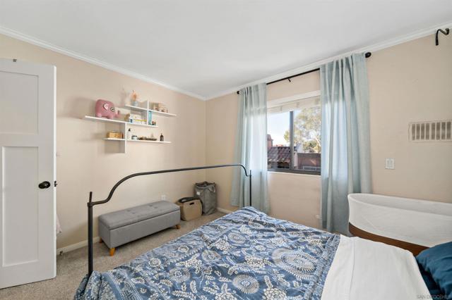 2950 Broadway, San Diego CA: https://media.crmls.org/mediaz/e690542b-8372-4cd5-9f71-dd35f60b289a.jpg