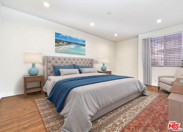 3315 Griffith Park Boulevard, Los Angeles CA: https://media.crmls.org/mediaz/e6906f38-fa43-43d2-b4fe-0a2669b1e4c1.jpg