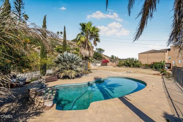 Detail Gallery Image 3 of 26 For 520 E Highland Dr, Camarillo,  CA 93010 - – Beds | – Baths