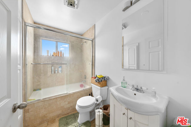 11300 Covello Street photo 7