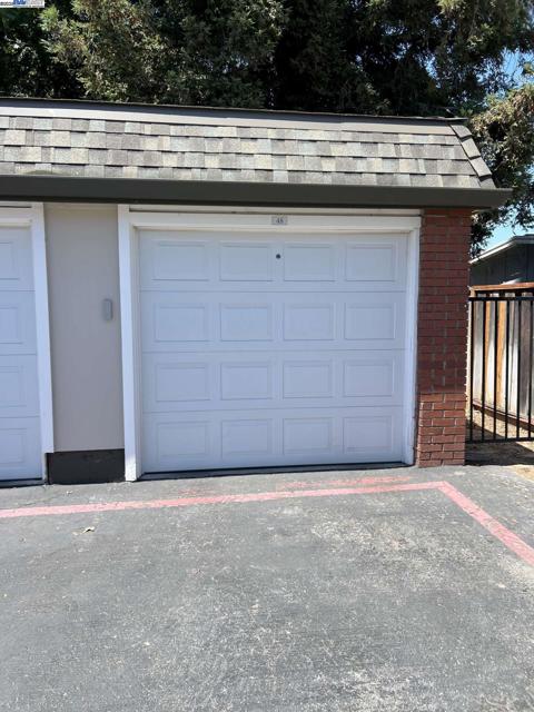 3287 Shadow Park Pl, San Jose CA: https://media.crmls.org/mediaz/e6917679-a9ed-482c-9a6a-ebda95c51dd3.jpg