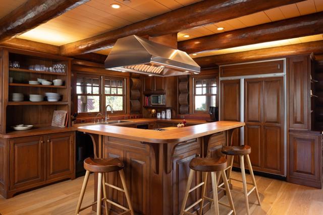 Image 13 of 41 For 28000 Underwood Road