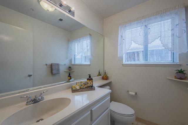 1920 Constitution Boulevard, Salinas CA: https://media.crmls.org/mediaz/e69291a1-0ccf-4488-90ea-f894c47931e8.jpg