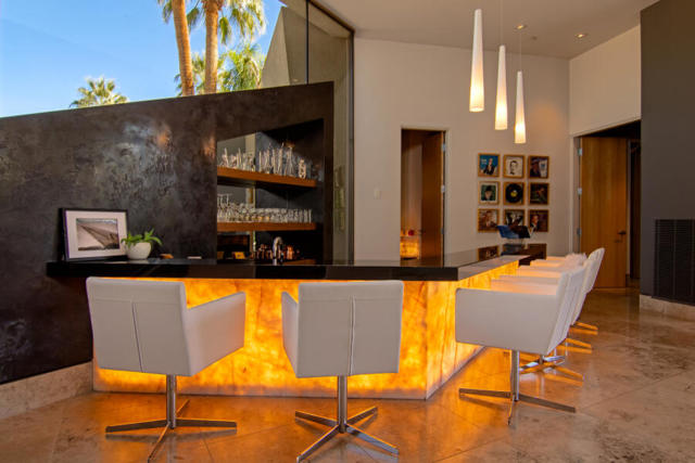 740 N Prescott Drive, Palm Springs CA: https://media.crmls.org/mediaz/e6929fb9-55a3-4b48-812e-49941914bbf4.jpg