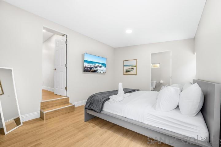 1735 Froude St - photo 18