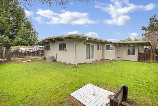 6881 F Street, Tres Pinos CA: https://media.crmls.org/mediaz/e6936de5-ea16-48f5-a15e-3e4781058631.jpg