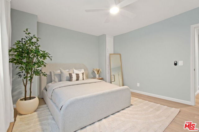 2221 Ocean Avenue, Santa Monica CA: https://media.crmls.org/mediaz/e693cb6c-ed54-483e-ab61-e1bcc3fdb07c.jpg