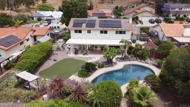 3812 Wild Oats Ln, Bonita CA: https://media.crmls.org/mediaz/e6945239-be9b-40a4-b8c6-bc85d42555a6.jpg