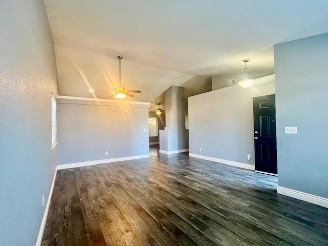 16100 5th Street, Lathrop CA: https://media.crmls.org/mediaz/e6966b01-4f3c-4d14-9e47-f277de357e61.jpg