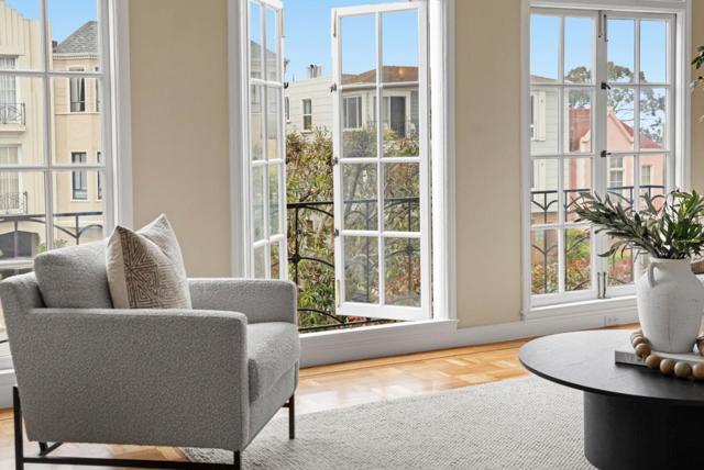 154 Stanyan Street, San Francisco CA: https://media.crmls.org/mediaz/e6970597-d1fc-4166-9d45-ab1a00c0587f.jpg