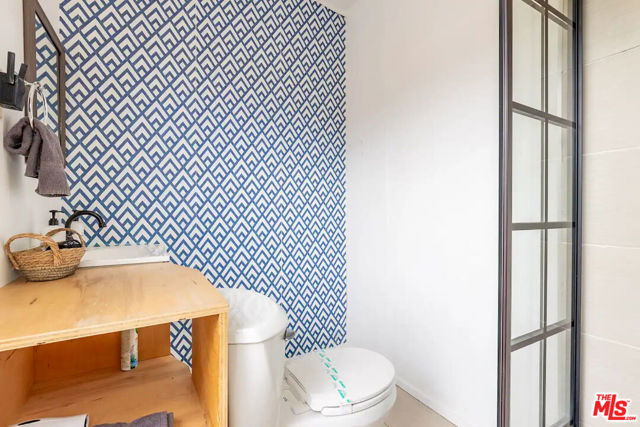 62177 Jericho Way, Joshua Tree CA: https://media.crmls.org/mediaz/e6972ed8-68fb-4191-b11d-0a365b344f2a.jpg