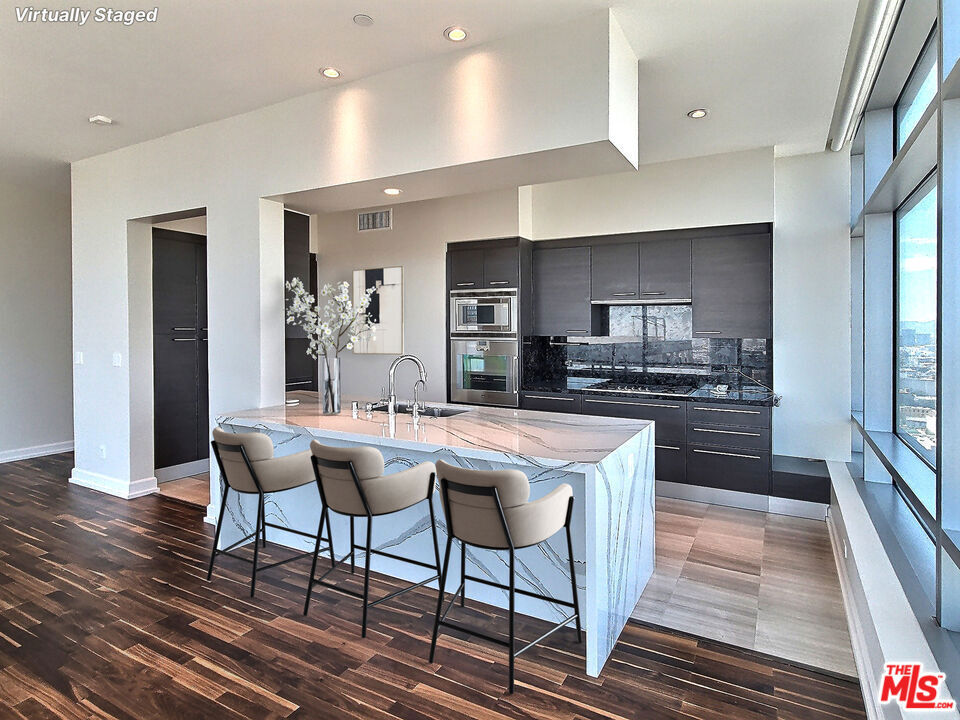 MLS #26876633 image #2