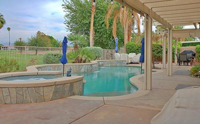 82342 Crosby Drive, Indio CA: https://media.crmls.org/mediaz/e6978fbc-785f-4e3d-bdf7-1a58a45afd30.jpg