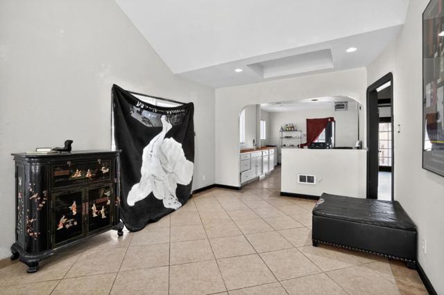 7000 Arthur Street, Oakland CA: https://media.crmls.org/mediaz/e698593d-71c6-40d6-b634-c3cc0b24767b.jpg