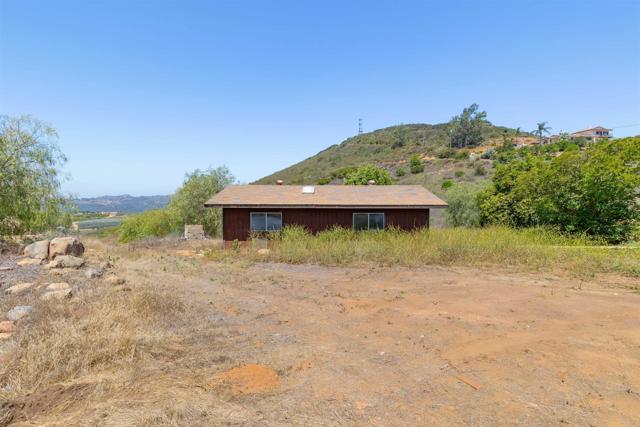 Home for Sale in Valley Center