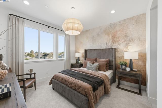 1660 Clement Avenue, Alameda CA: https://media.crmls.org/mediaz/e69a9aff-57f1-4271-b479-93bd3ef70d1c.jpg