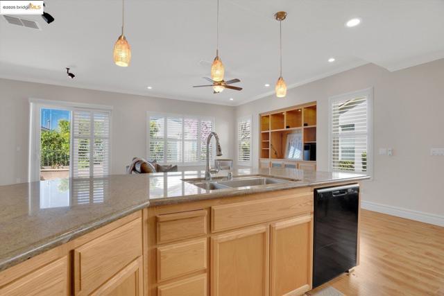 517 Marianna PL, Rio Vista CA: https://media.crmls.org/mediaz/e69bbfc1-84df-48b5-b60b-95f2b42aef47.jpg