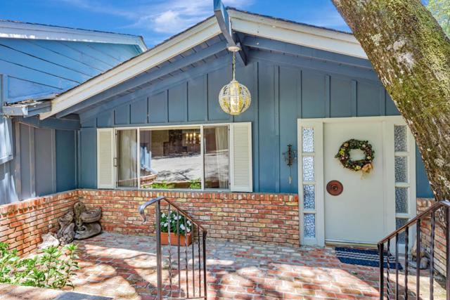 495 Summit Springs Road, Woodside CA: https://media.crmls.org/mediaz/e69bf7d4-7bc6-4269-b23d-c0d5af751c7d.jpg