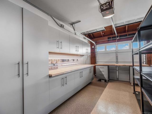 12440 Kestrel St, San Diego CA: https://media.crmls.org/mediaz/e69c3427-1dba-4893-a01c-b5f7ad0dfa9f.jpg