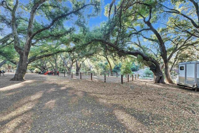 45455 Lorenz Ln, Temecula CA: https://media.crmls.org/mediaz/e69cab8b-8786-4bbc-b4b6-fe9648dd3c29.jpg