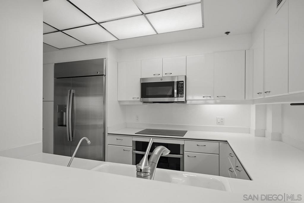 200 Harbor Drive - photo 15